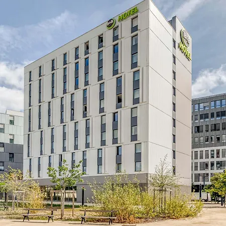 מלון Centre Gare Saint-jean 3*